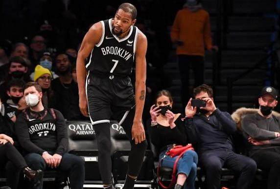 开云APP-杜兰特预计下周复出 西蒙斯遭遇后背轻微酸痛